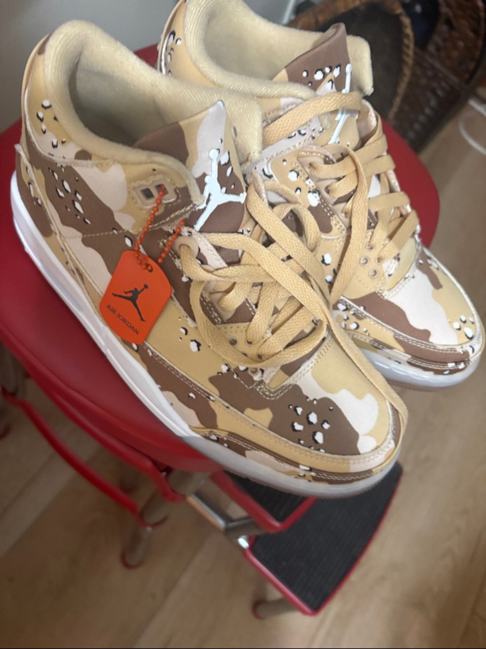 Jordan 3 retro Desert Camo Low-Top Sneakers - Tan & Cream brand new no box
